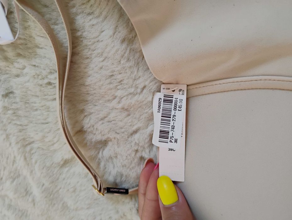 Сутиен Виктория Сикрет 38С