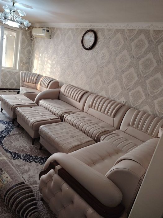 Мягкий мебель гостиный