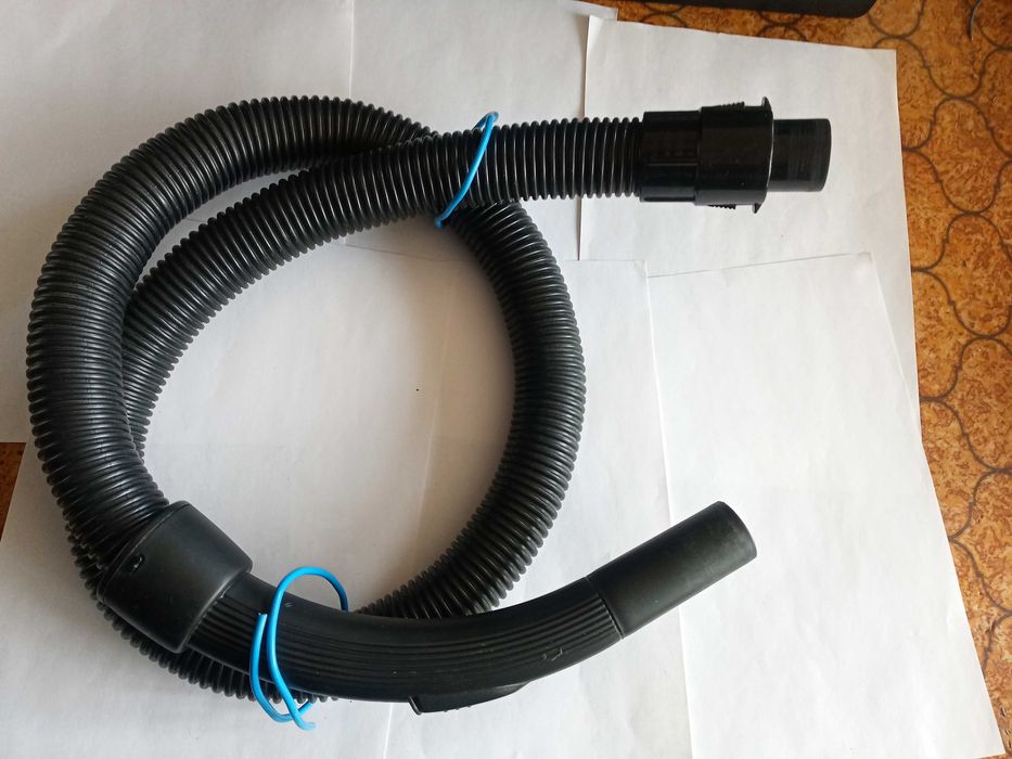 маркуч и накрайници за прахосмукачка-25лв.