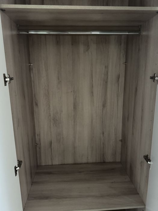 Шкаф для одежды и вещей