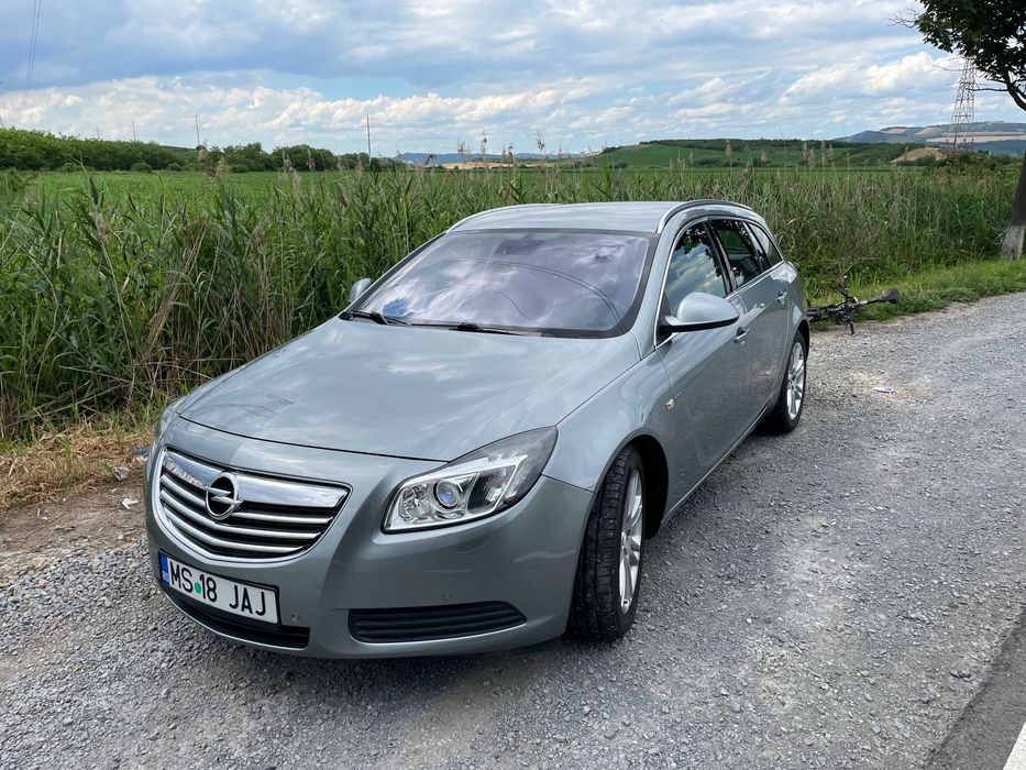 Opel Insignia 2011