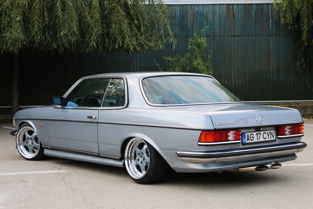 MERCEDES-BENZ E-Class 1983 — imagine 3