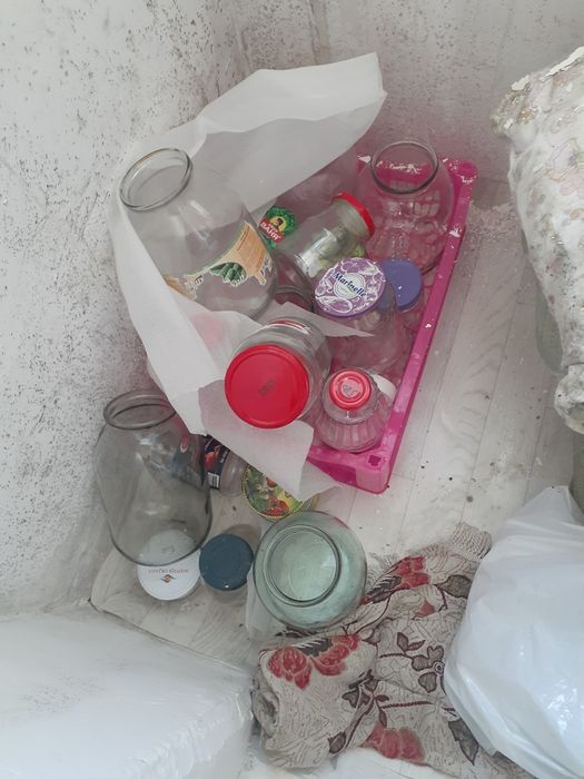 Банки разные продам