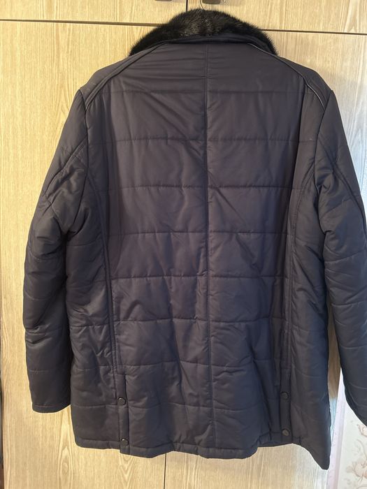 Продам зимнюю куртку