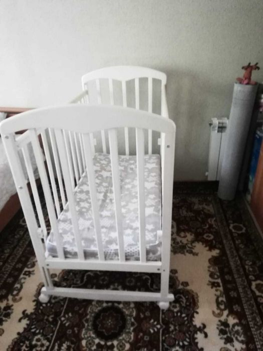 Детская кроватка для ребенка 0 до 4 лет