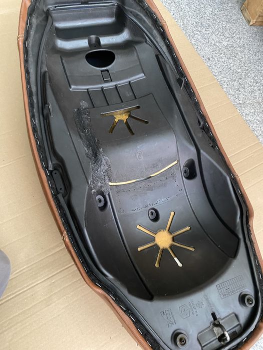 Седалка за Piaggio Beverly 300-350