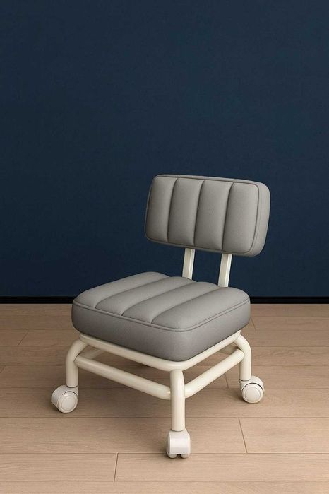 Baggi Comfort — удобный низкий стул на колёсах