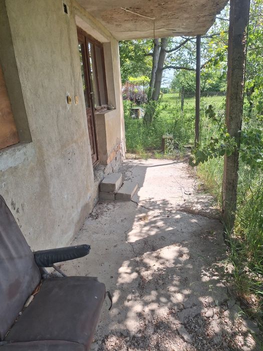 Продава се Къща в с. Кошарево, Област Перник - 120 кв.м за 553 €/кв.м - Снимка #2