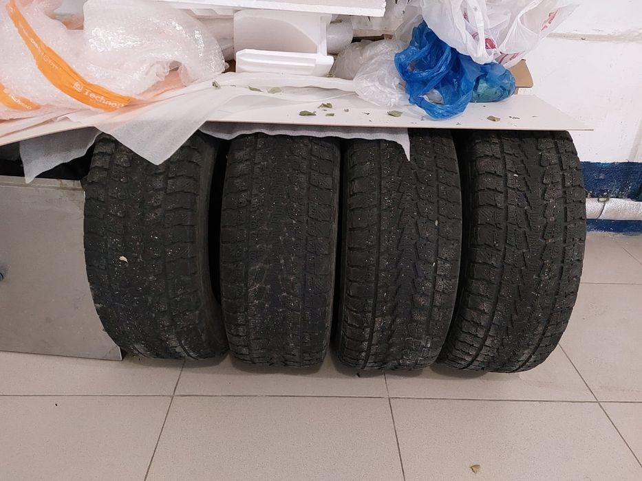 Продам шины липучка, зимние