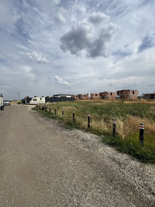 Vand Lot teren intravilan Domnesti/Teghes. Posibilitate plata in rate.