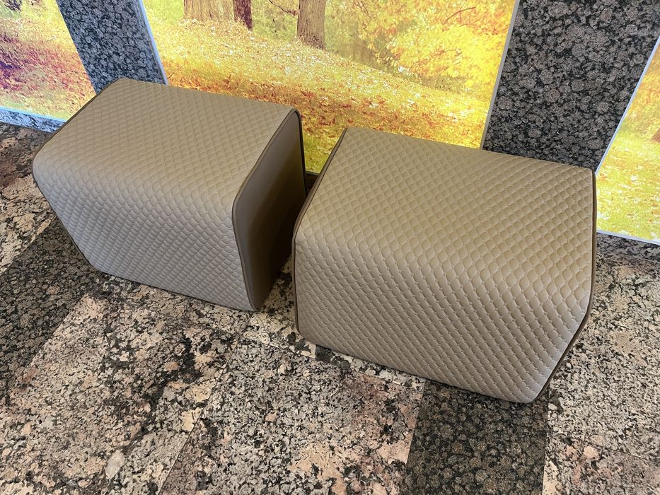 Луксозна пейка за антре, кожена табуретка (в две разновидности)