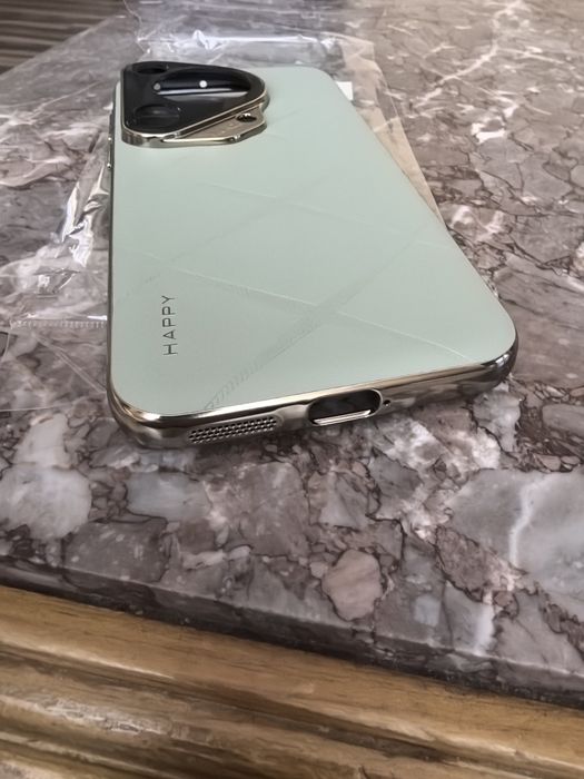 Кейс за HUAWEI p70 ultra. Чисто нов.