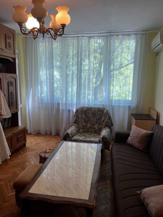 Дава се под наем Двустаен апартамент в София, Стрелбище - 60 кв.м за 550 € - Снимка #1