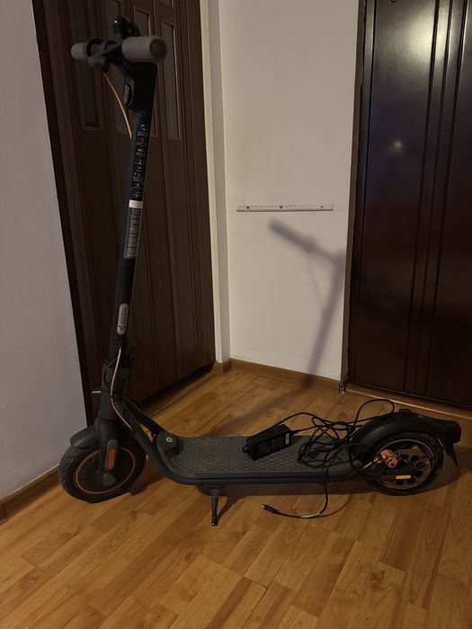 Vand/Schimb Trotineta electrica Ninebot pliabila