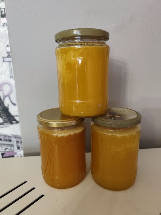 Пчелен мед букет