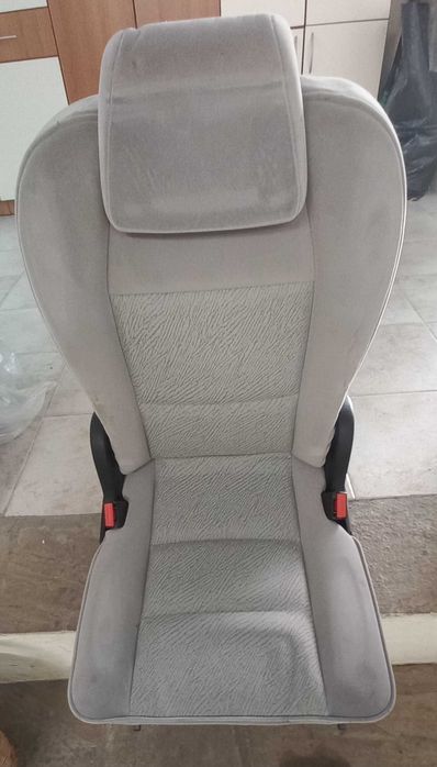 Седалки допълнителни за Peugeot 307 SW