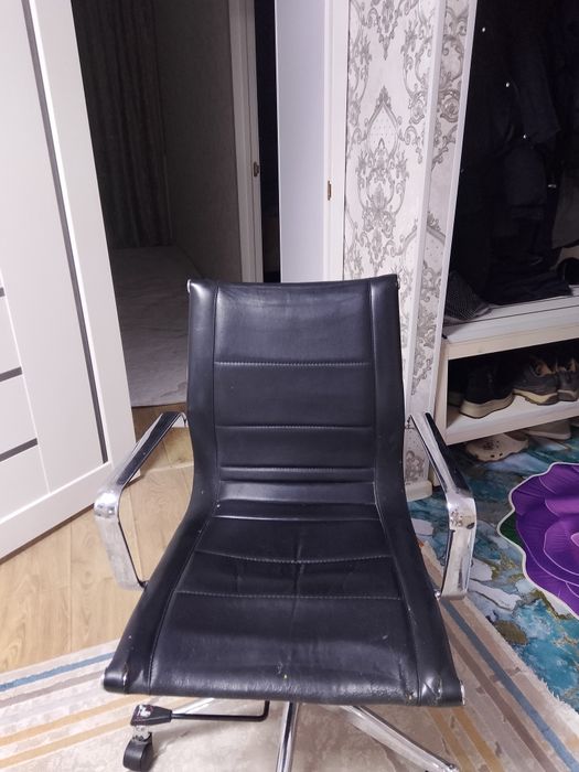 Кресло.  офисное