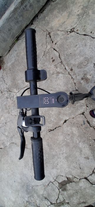 Vând trotinetă electrică LEXGO pentru dezmembrări