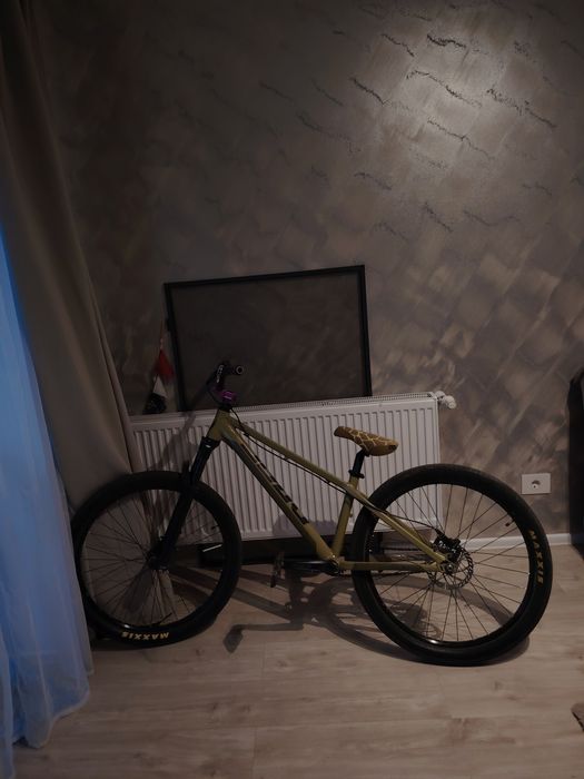 Vând Dirt Jumper Drag