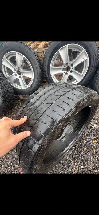 275/40 R 20  iarna si vara ,cate o bucata ,400 lei amandoua