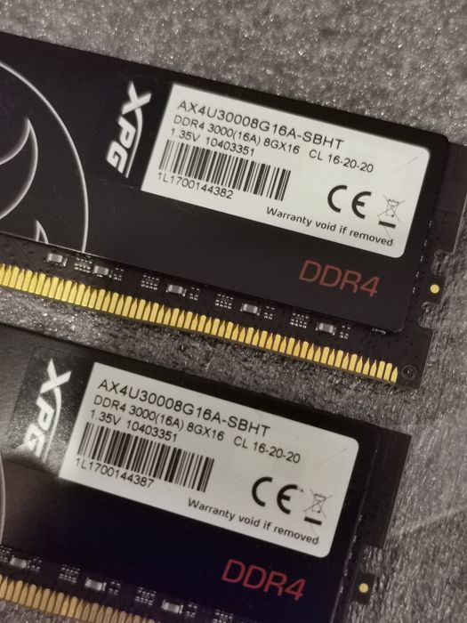 Kit RAM 16GB (2x8GB) XPG DDR4 3000MHz CL16
