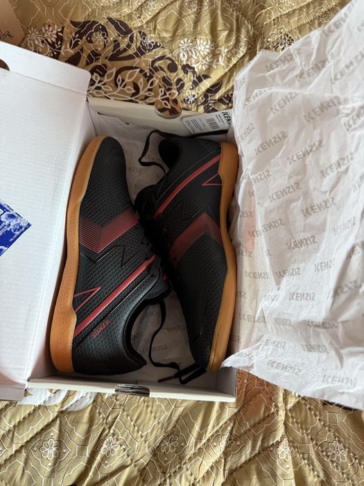 Обувки за футзал