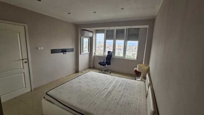 Продава се Двустаен апартамент в София, Център - 67 кв.м за 3508 €/кв.м - Снимка #3