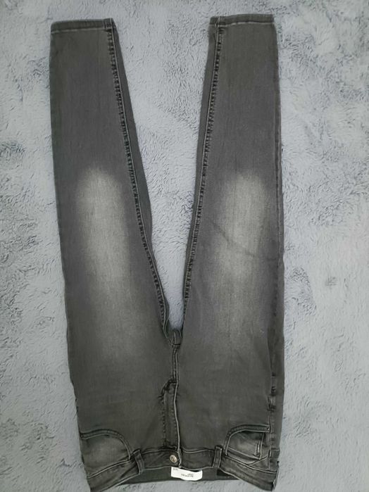 Blugi Reserved damă ca Noi