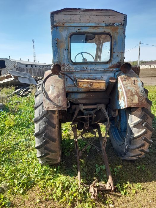 Продам трактор т40