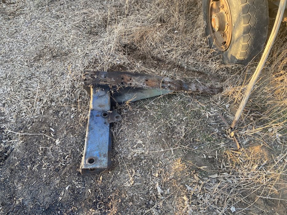 Продам стойки мтз