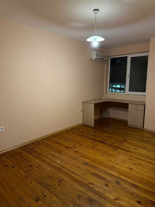 Дава се под наем Тристаен апартамент в Стара Загора, Македонски - 106 кв.м за 408 € - Снимка #9