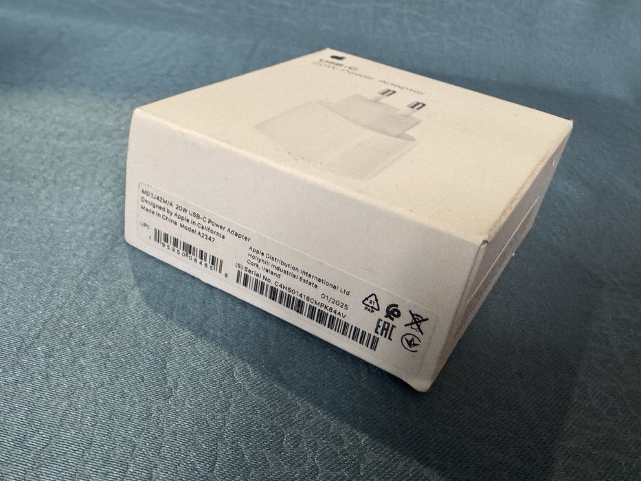 Оригинално Зарядно Apple USB-C 20W Model: A2347