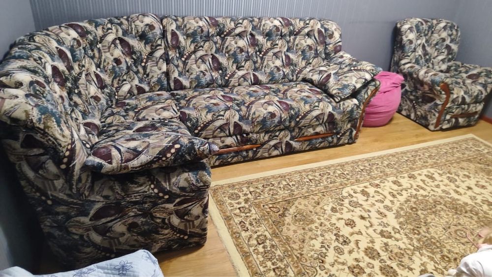 Продам Диван угловой