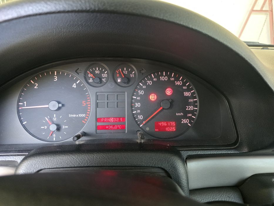 Продам Ауди а4 универсал