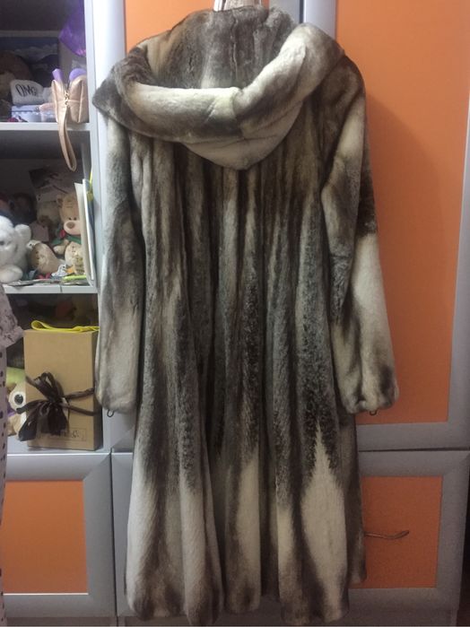 Продам норковую шубу