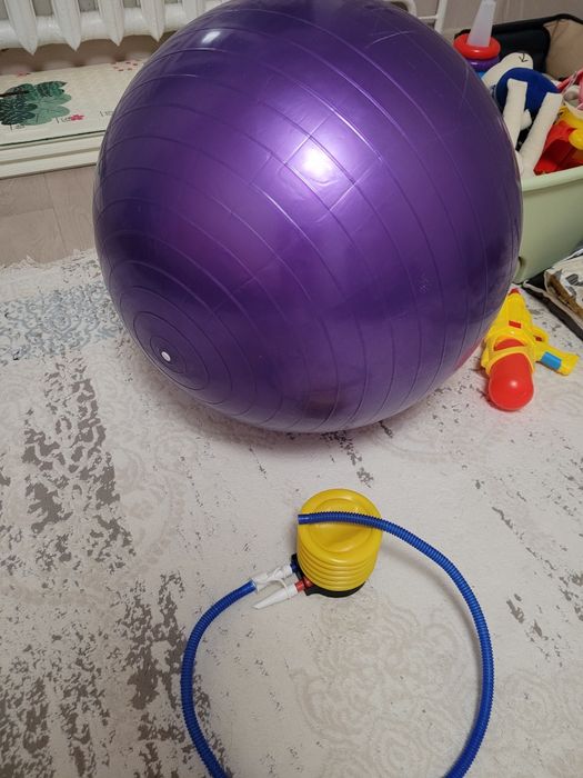 Продам детские вещи