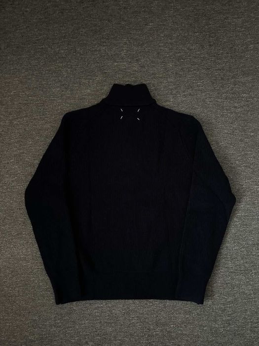Оригинален Maison Margiela Пуловер тип quarter zip Нов !