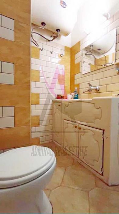 Дава се под наем Двустаен апартамент в Варна, Център - 53 кв.м за 375 € - Снимка #3