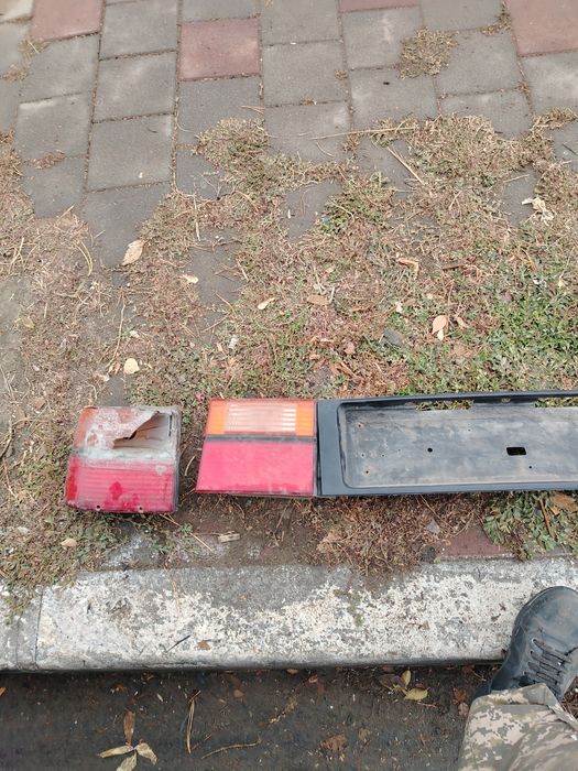 Продам задние фонари на венто