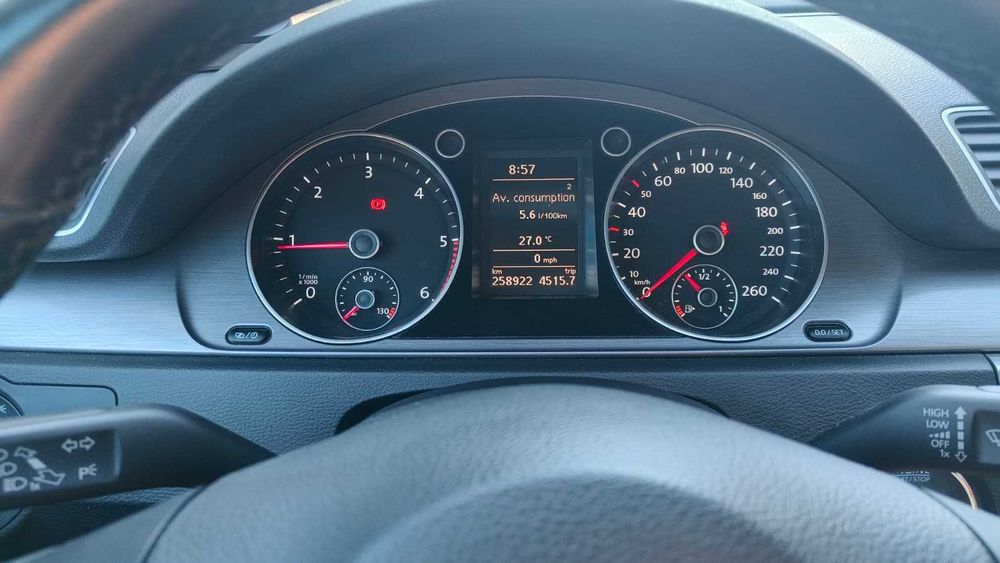 VOLKSWAGEN Passat 2013 — imagine 4