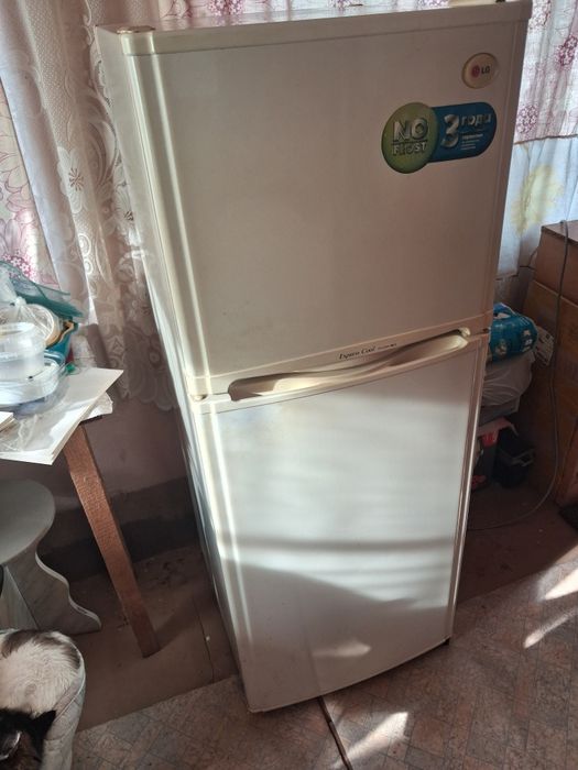 Продам холодильник LG на з/ч
