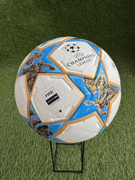 Minge fotbal Adidas UCL Pro