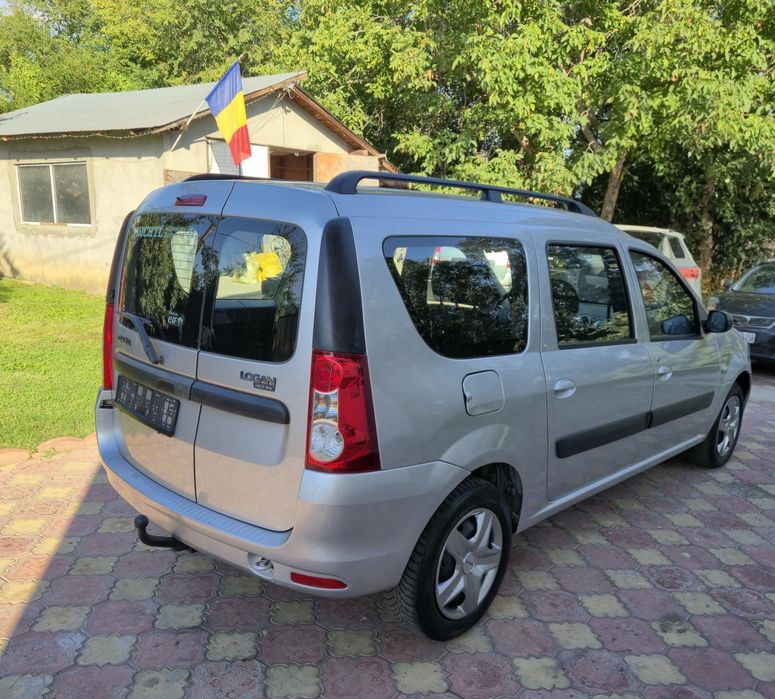 Dacia Logan MCV / Blackline /  1.6 benzina - Euro 5 / 142.000km