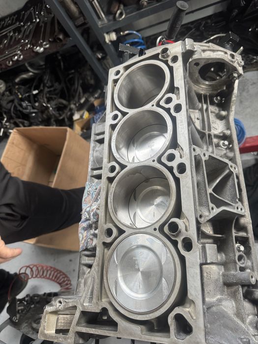 Бутала за Mercedes 278,157 63 amg 500 v8 biturbo