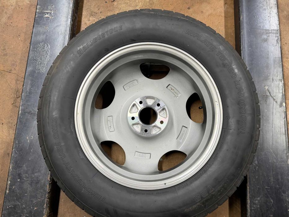 Патерица 18 / Резерна гума комплект за Infiniti FX QX70 Инфинити ФХ