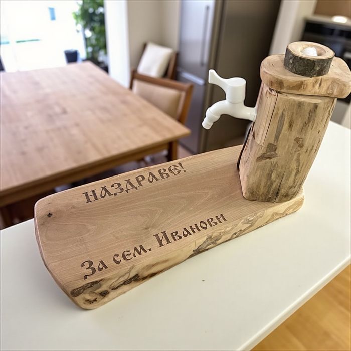 Диспенсър за Алкохол ръчно изработен