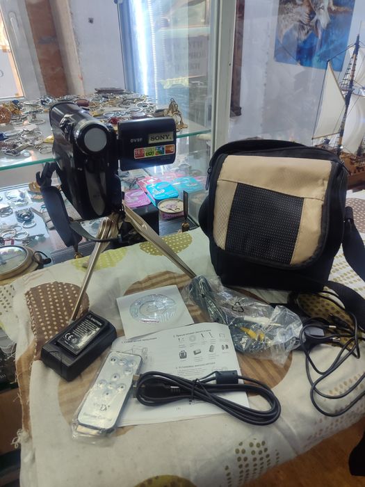 Продам видеокамеру