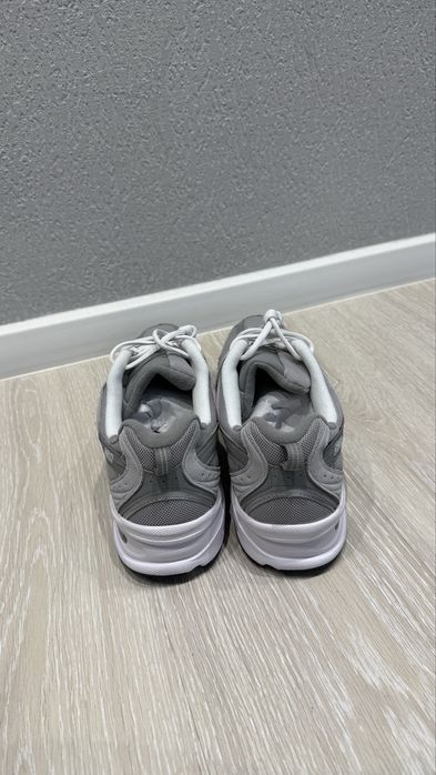 Продам кроссовки New Balance