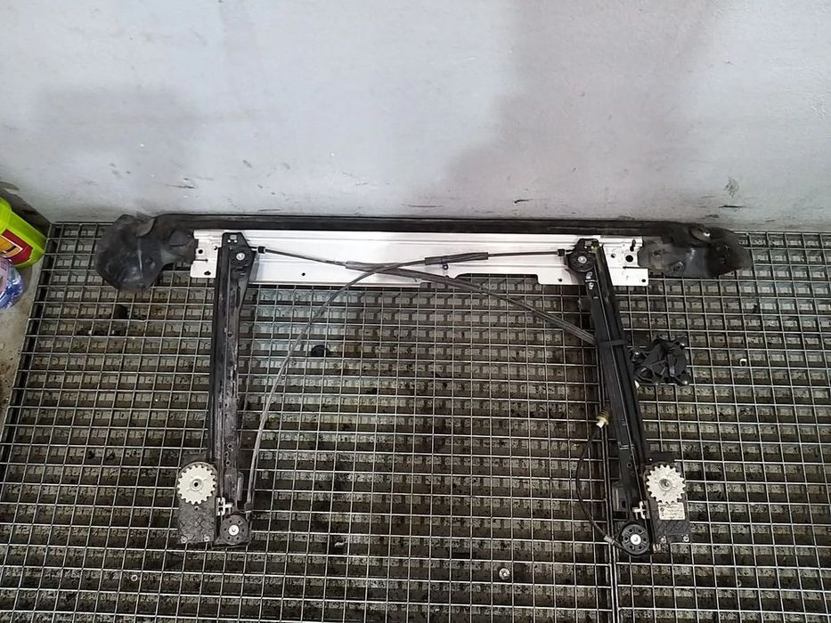 Macara geam electric dreapta fata mini cooper r56 th62440042 rm09976018