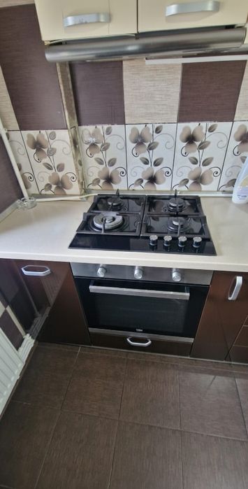 Ofer spre închiriere apartament două camere Mioveni, zonă centrală